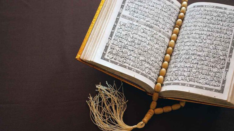 The Healing Power of the Quran: Path to a Healthy  Life