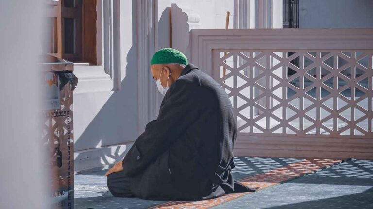 How To Perfect Your Prayer(Salah) | Khushu in Salah