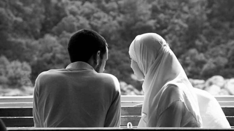 Fasting and Intimacy: Husband-Wife Relationship in Ramadan